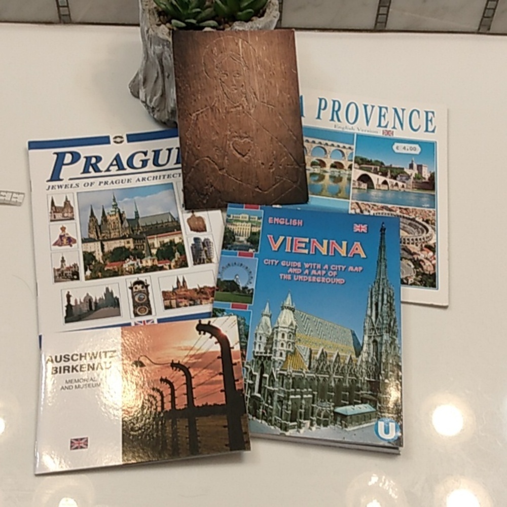 4 European Guide Books